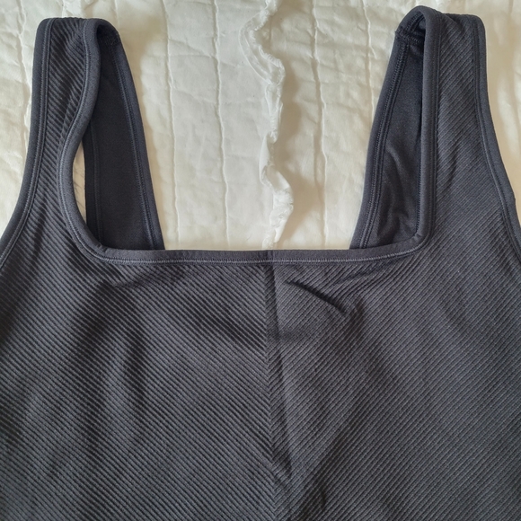 All In Motion Cropped Seamless Ribbed Tank XXL NWT Black Square Neckline Stretch - Picture 2 of 14